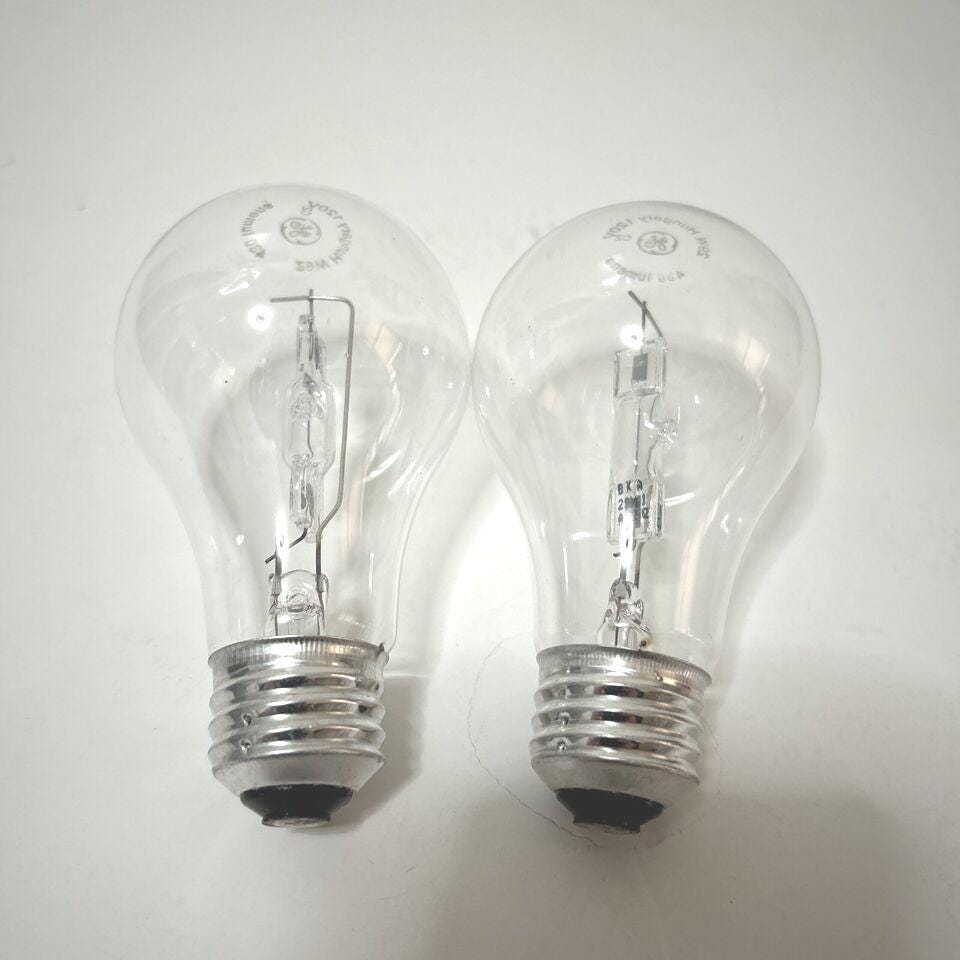 GE 60W A19 Crystal Clear Light Bulbs - 8 Pack