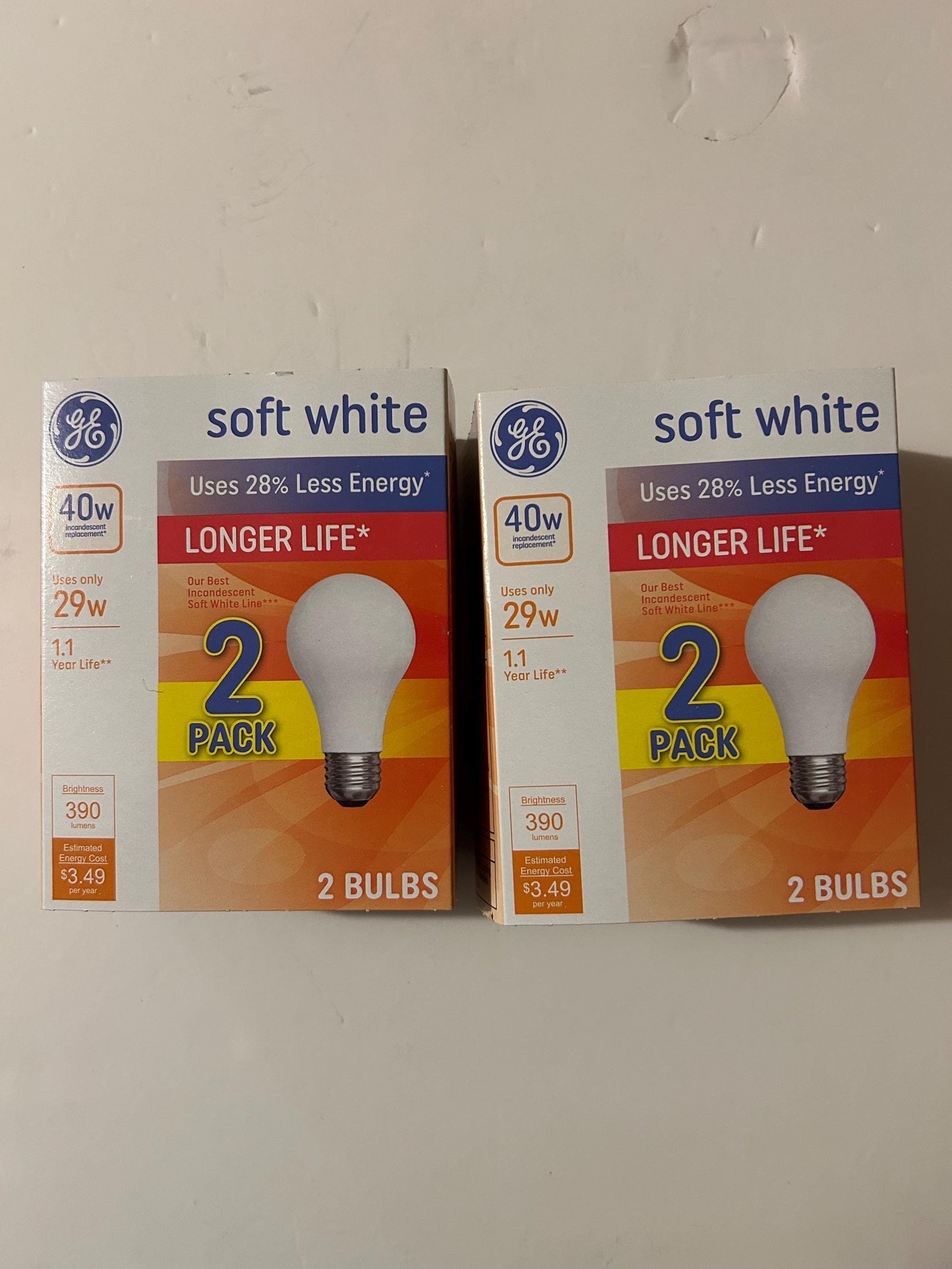 GE Soft White Light Bulbs 40W A19 E26 - 4 Pack