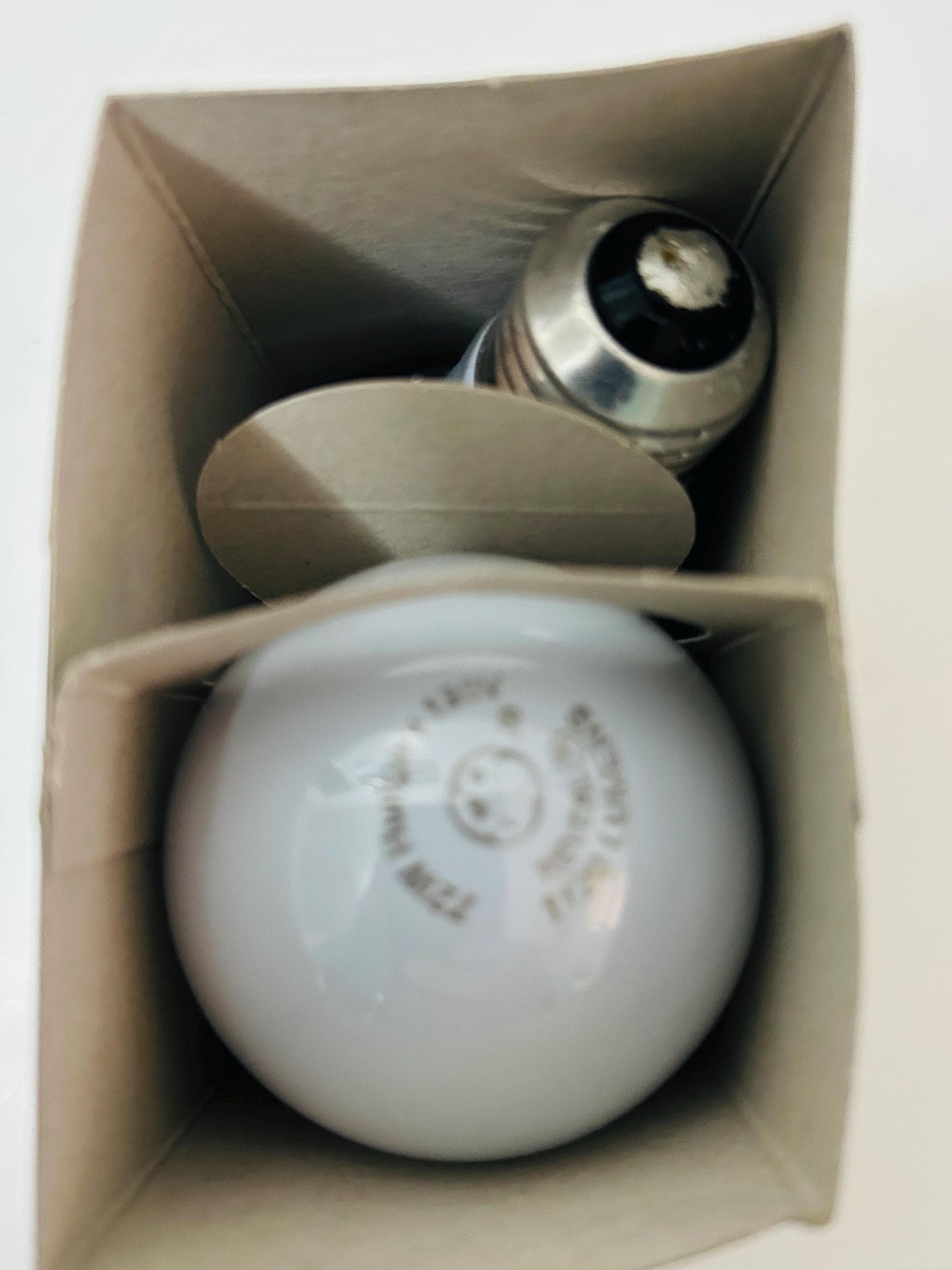 GE Reveal 100W Equivalent Light Bulb: HD Pure Clean Light, 3000K, A19